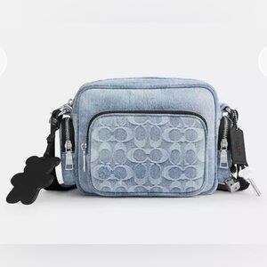🍒 Coach Fletcher Crossbody Bag in Loved Signature Denim